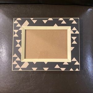 Last chance!! 5x7” Picture Frame